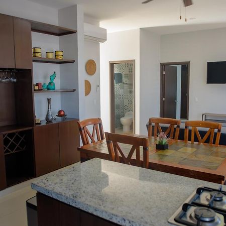 2Br/2Ba Condo 1 Block To Ocean! - Unit 6 Масатлан Экстерьер фото