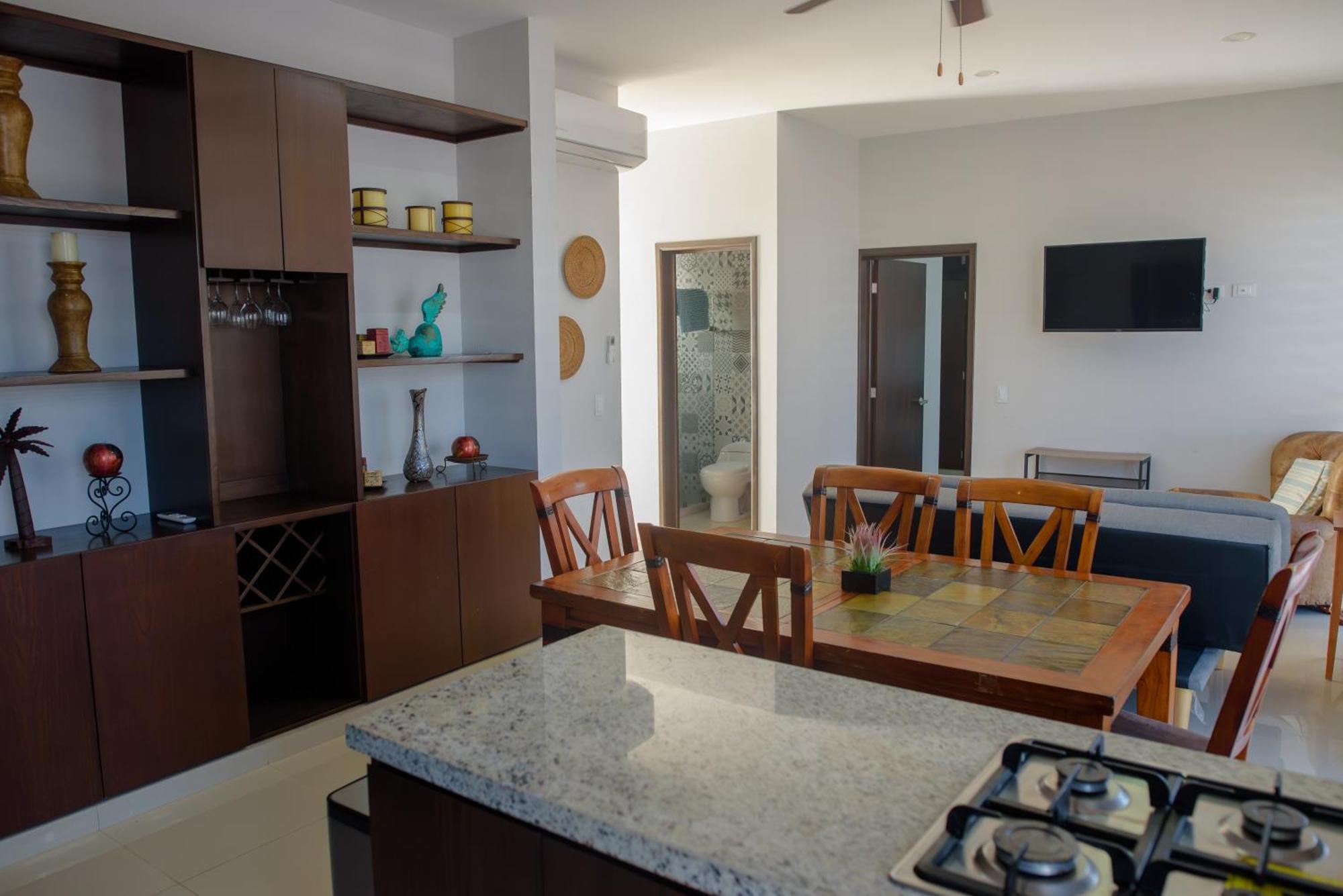 2Br/2Ba Condo 1 Block To Ocean! - Unit 6 Масатлан Экстерьер фото